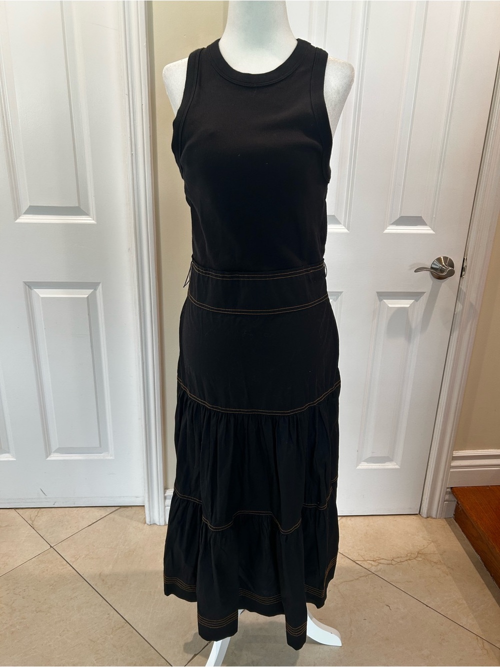 Veronica Beard Black Tiered Maxi  Dress Sleeveless Stretch Knit resort - Picture 3 of 7